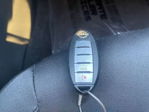 Used 2025 Nissan Altima 2.5 SV image 25