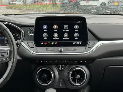 Used 2025 Chevrolet Blazer LT FWD image 17