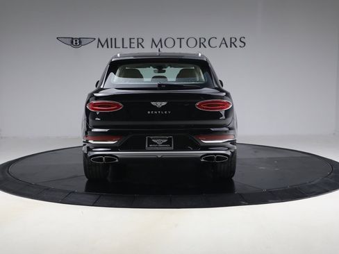 New 2025 Bentley Bentayga image 4