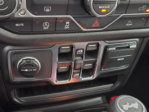 New 2026 Jeep Wrangler Unlimited Sport AWD/4WD image 32