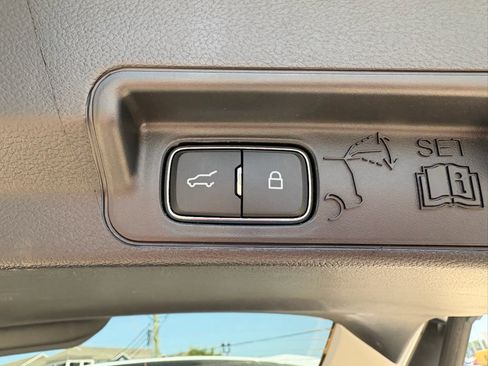 Used 2026 Ford Explorer Active RWD image 30