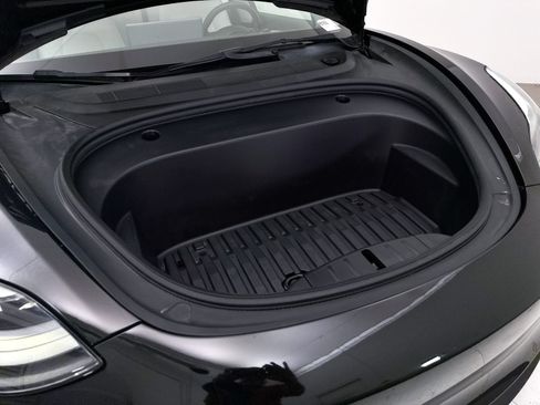 Used 2022 Tesla Model 3 Performance AWD/4WD image 9