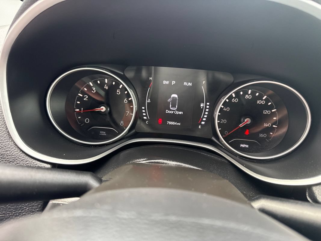 Used 2020 Jeep Compass Latitude AWD/4WD image 10