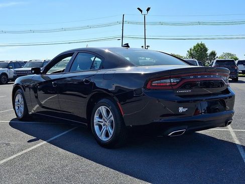 Used 2023 Dodge Charger SXT image 4
