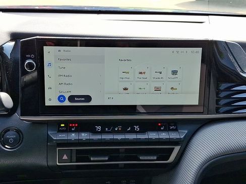 Used 2025 Toyota Camry SE w/ Multimedia Upgrade Package FWD image 17