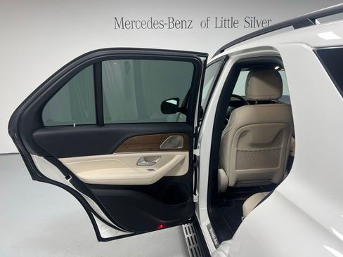 Used 2023 Mercedes-Benz GLE 350 4MATIC image 23