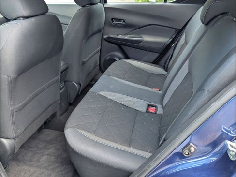 Used 2019 Nissan Kicks SV FWD image 15