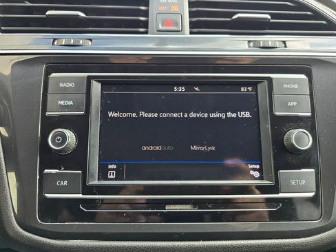 Used 2019 Volkswagen Tiguan S FWD image 32
