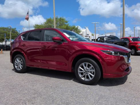 Used 2024 MAZDA CX-5 AWD 2.5 S w/ Preferred Package image 2