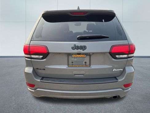Used 2020 Jeep Grand Cherokee Altitude AWD/4WD image 3