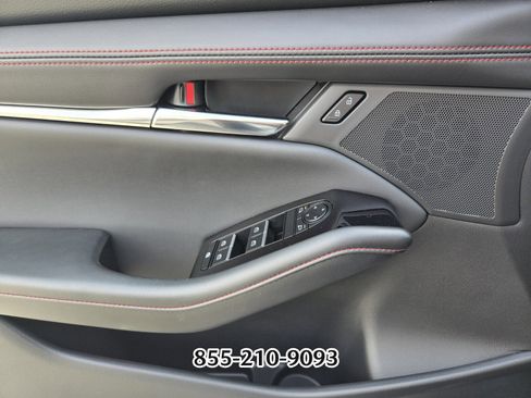 New 2026 MAZDA MAZDA3 Carbon image 21