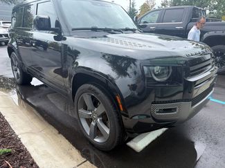 Used 2023 Land Rover Defender 110 V8 AWD/4WD video 2