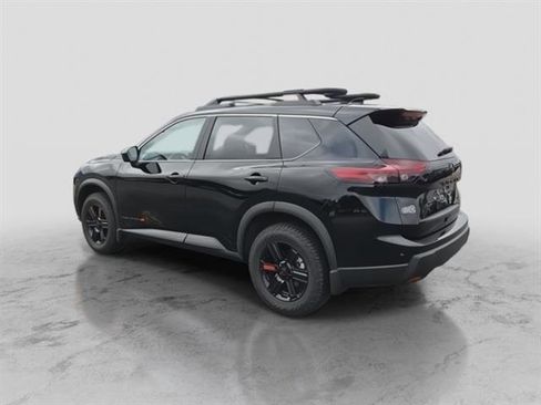 Certified 2025 Nissan Rogue SV image 5