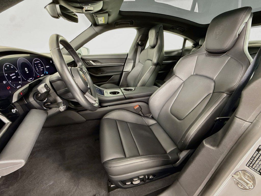 Certified 2025 Porsche Taycan RWD image 5