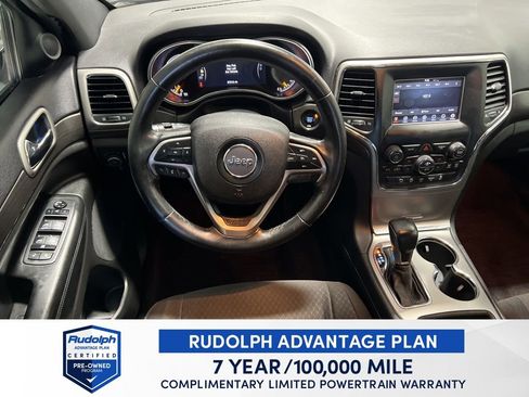 Used 2018 Jeep Grand Cherokee Laredo image 22