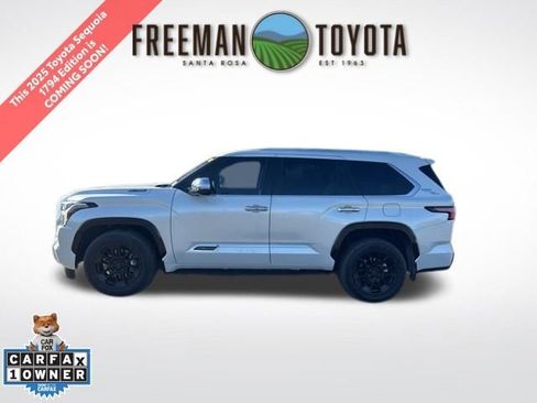 Used 2025 Toyota Sequoia SR5 image 1