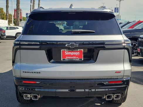 New 2026 Chevrolet Traverse RS w/ LPO, Floor Liner Package image 24