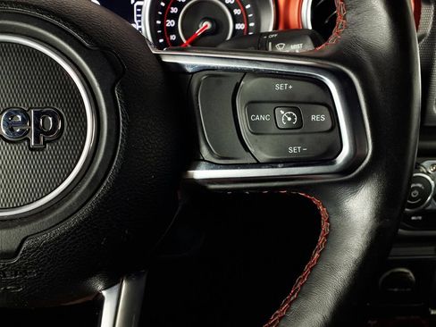 Used 2018 Jeep Wrangler Unlimited Rubicon AWD/4WD image 20
