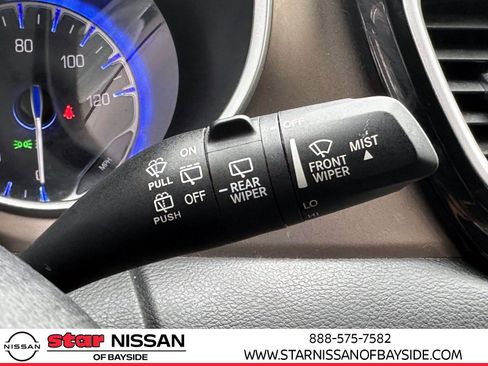 Used 2018 Chrysler Pacifica Touring-L image 30