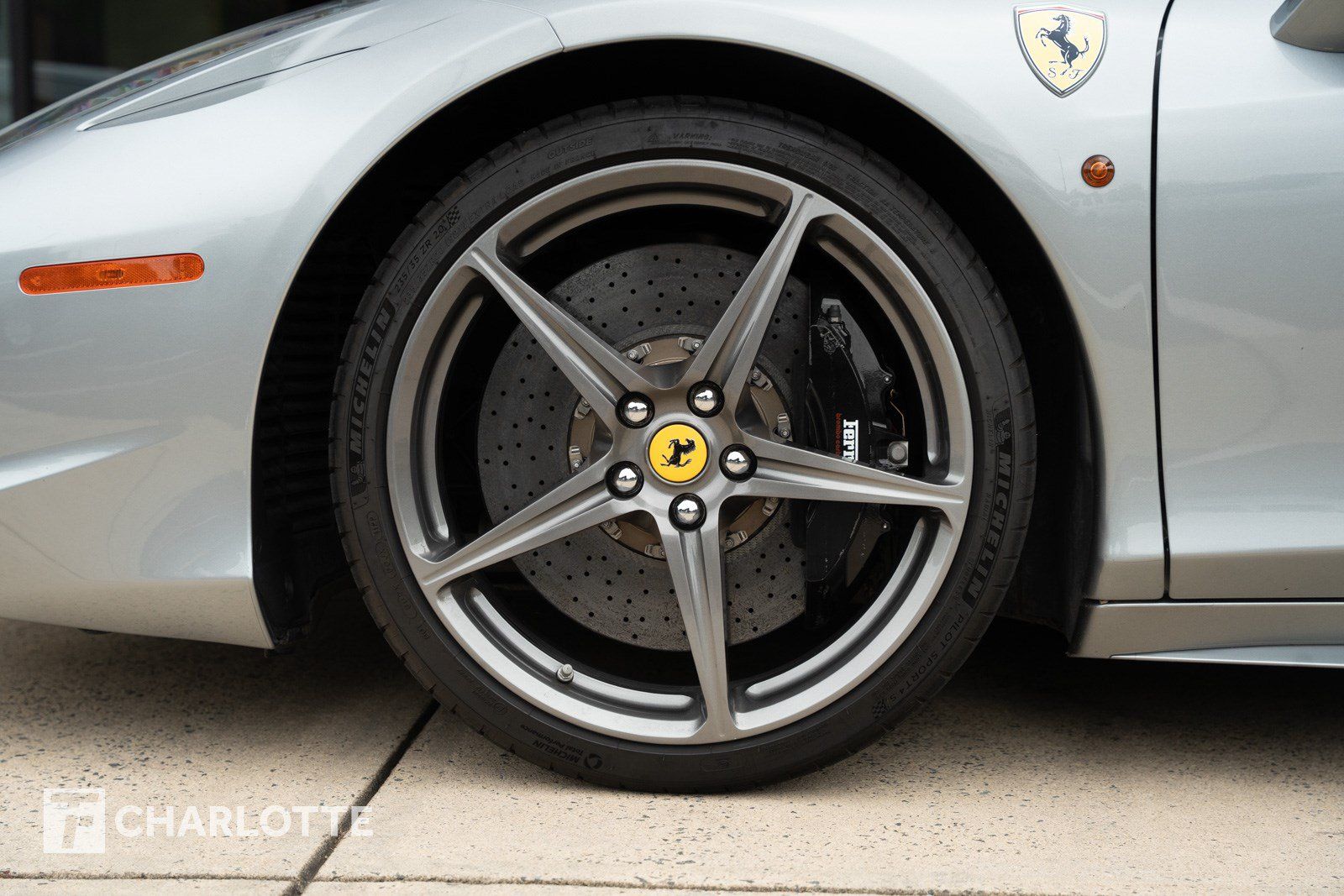 Used 2011 Ferrari 458 Italia Coupe RWD image 12