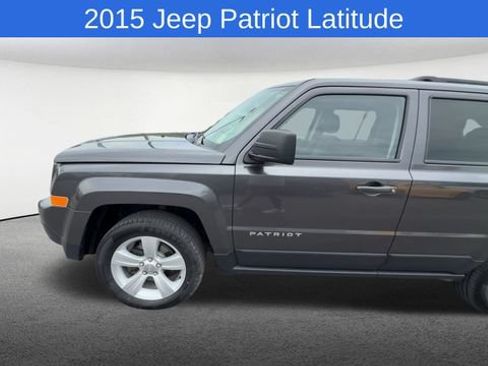 Used 2015 Jeep Patriot Latitude AWD/4WD image 6