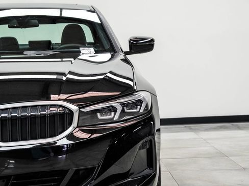 Used 2025 BMW 330i xDrive Sedan AWD/4WD image 4