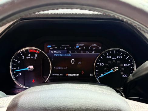 Used 2019 Ford F250 Platinum w/ Platinum Ultimate Package image 25