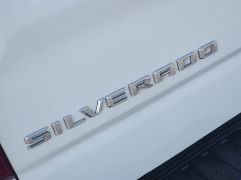 Used 2022 Chevrolet Silverado 1500 LTZ AWD/4WD image 12
