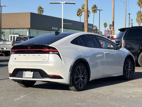 Used 2024 Toyota Prius XLE image 6