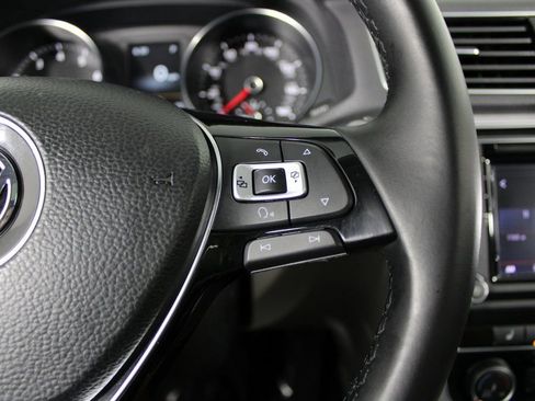 Used 2019 Volkswagen Passat 2.0T Wolfsburg w/ Wheels & Sunroof Package image 25