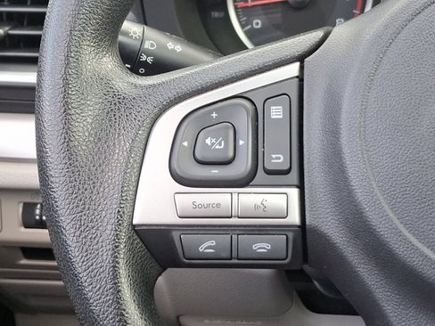 Used 2018 Subaru Forester 2.5i Premium w/ All-Weather Package image 21