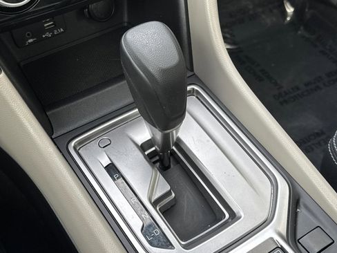 Used 2023 Subaru Forester Premium image 24