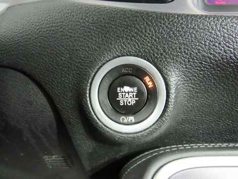 Used 2020 Dodge Challenger R/T image 16