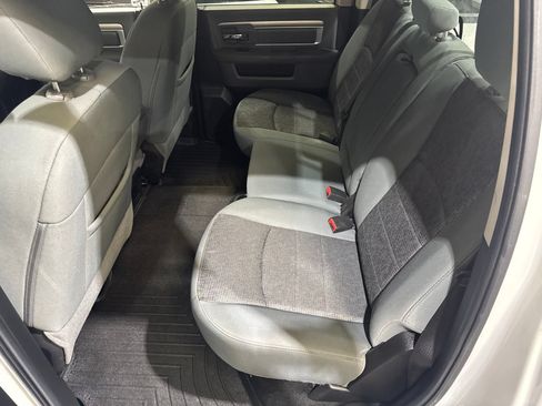 Used 2014 RAM 2500 SLT w/ Luxury Group AWD/4WD image 26