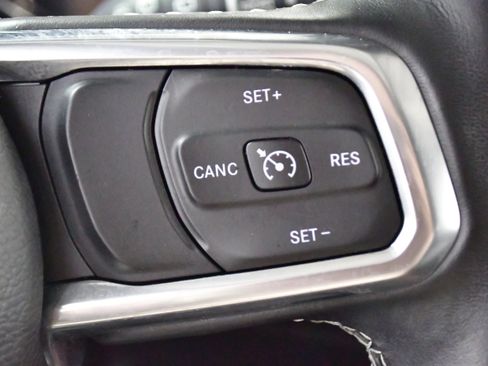 Used 2022 Jeep Wrangler Unlimited Sahara w/ Cold Weather Group image 35