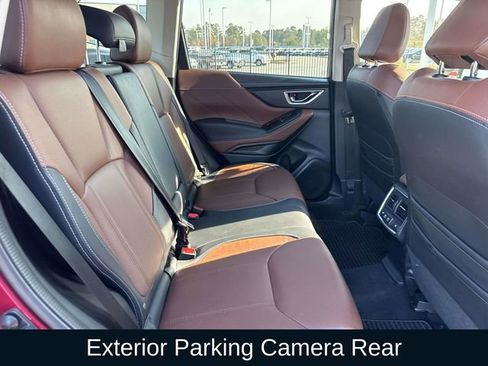 Used 2022 Subaru Forester Touring image 12
