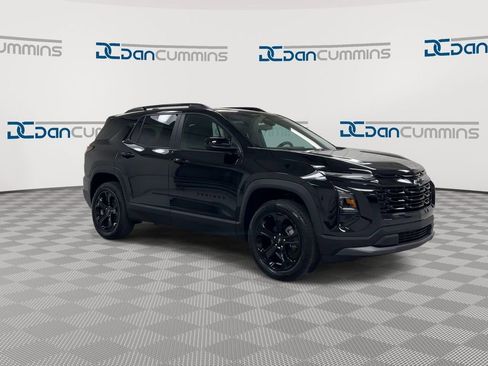 Used 2026 Chevrolet Equinox LT w/ Midnight Edition AWD/4WD image 2