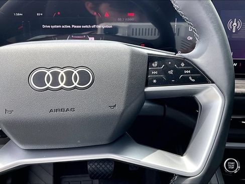 Used 2025 Audi Q5 Premium w/ Convenience Package AWD/4WD image 12