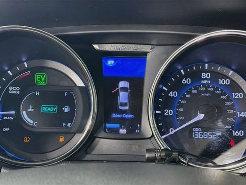 Used 2012 Hyundai Sonata Hybrid FWD image 14