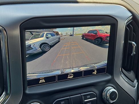 Used 2021 GMC Sierra 1500 Elevation w/ Preferred Package image 20