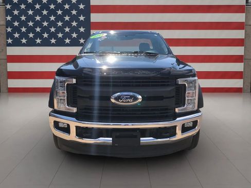 Used 2019 Ford F550 4x4 Regular Cab Super Duty image 3