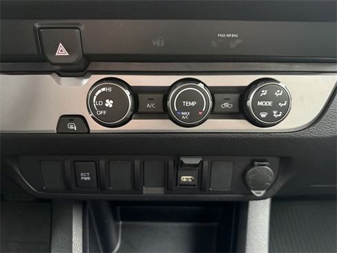 Certified 2023 Toyota Tacoma SR image 29