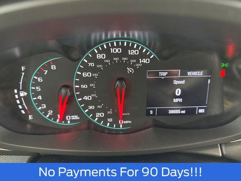 Used 2019 Chevrolet Trax LT w/ LT Convenience Package image 8