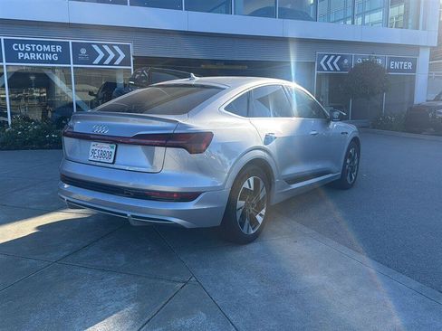 Used 2023 Audi e-tron Premium Plus w/ Premium Plus Package AWD/4WD image 5