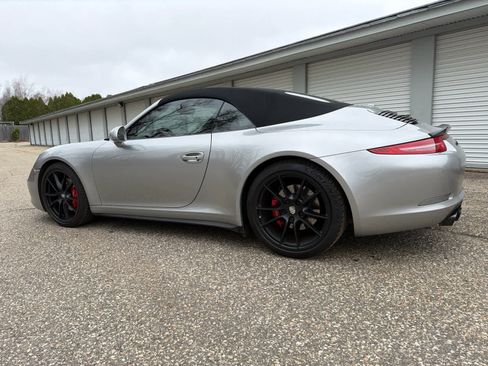 Used 2013 Porsche 911 Carrera 4S AWD/4WD image 3