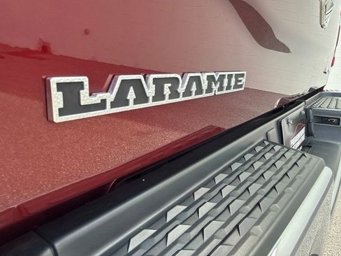 Used 2024 RAM 2500 Laramie AWD/4WD image 13