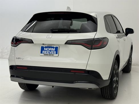 New 2026 Honda HR-V EX-L image 10