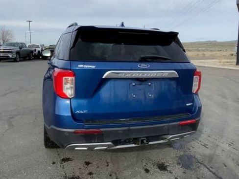Used 2020 Ford Explorer XLT w/ Equipment Group 202A image 7