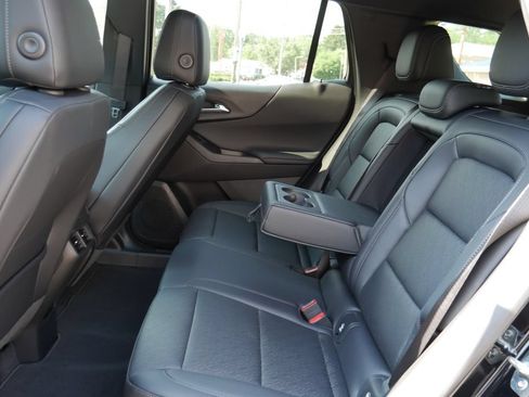 New 2027 Chevrolet Equinox LT w/ Convenience Package II AWD/4WD image 15