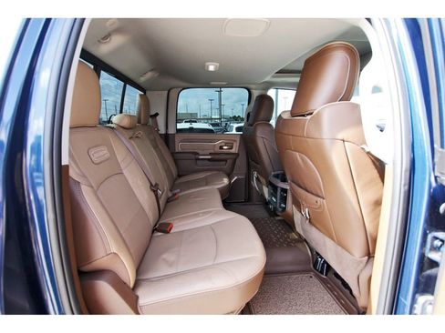 Used 2024 RAM 3500 Limited w/ Towing Technology Group AWD/4WD image 10